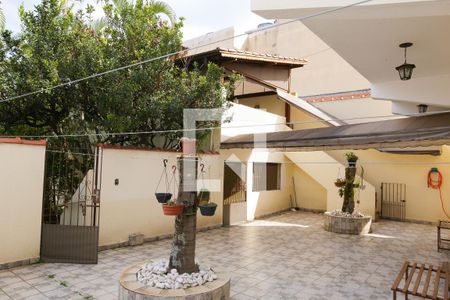 Casa à venda com 850m², 7 quartos e 8 vagasQuintal