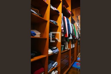 Casa à venda com 850m², 7 quartos e 8 vagasCloset da Suite 1