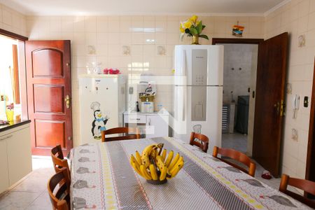 Casa à venda com 850m², 7 quartos e 8 vagascozinha