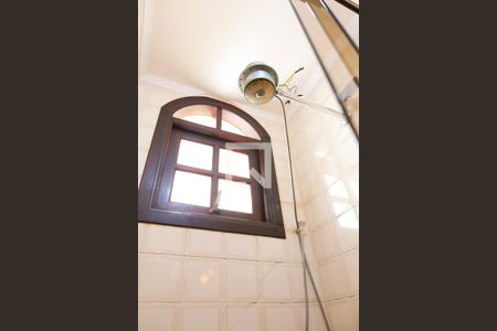 Casa à venda com 850m², 7 quartos e 8 vagasBanheiro da Suite 1 - Casa dos Fundos