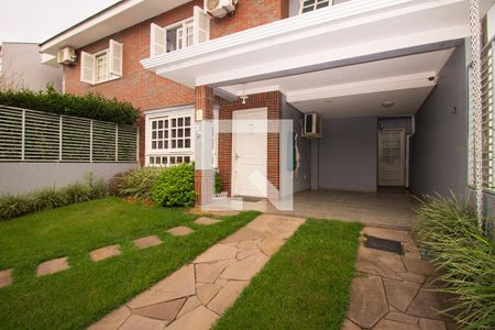 Casa para alugar com 200m², 4 quartos e 1 vaga Casa para alugar com 200m², 4 quartos e 1 vagaÁrea Externa