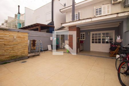 Casa para alugar com 200m², 4 quartos e 1 vaga Casa para alugar com 200m², 4 quartos e 1 vagaÁrea Externa