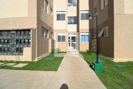 Apartamento à venda com 42m², 2 quartos e 1 vaga Apartamento à venda com 42m², 2 quartos e 1 vagaFachada do bloco