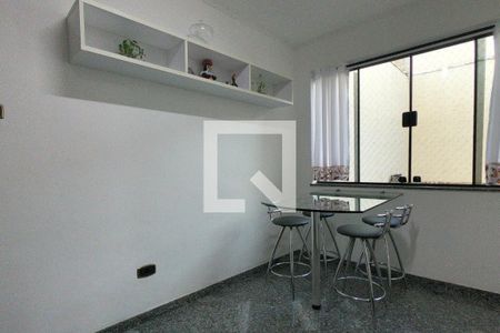 Casa à venda com 222m², 3 quartos e 4 vagasCozinha