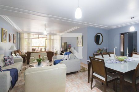 Apartamento à venda com 227m², 4 quartos e 3 vagas Apartamento à venda com 227m², 4 quartos e 3 vagasSala