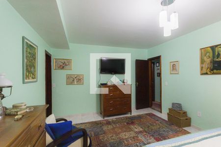 Apartamento à venda com 227m², 4 quartos e 3 vagas Apartamento à venda com 227m², 4 quartos e 3 vagasSuíte 2