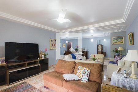 Apartamento à venda com 227m², 4 quartos e 3 vagas Apartamento à venda com 227m², 4 quartos e 3 vagasSala