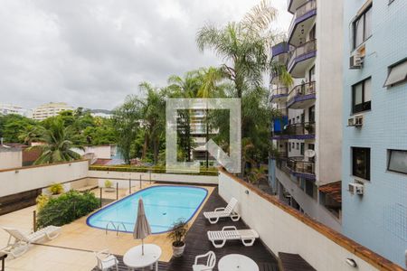 Apartamento à venda com 227m², 4 quartos e 3 vagas Apartamento à venda com 227m², 4 quartos e 3 vagasVista