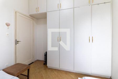 Casa à venda com 220m², 5 quartos e 4 vagasQuarto 2