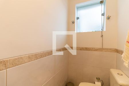 Casa à venda com 220m², 5 quartos e 4 vagasLavabo 