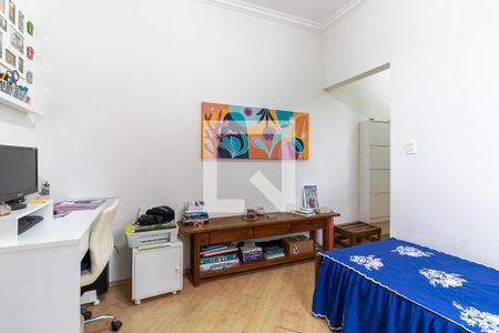 Casa à venda com 220m², 5 quartos e 4 vagasQuarto 3