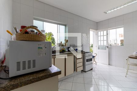 Casa à venda com 220m², 5 quartos e 4 vagasCozinha 