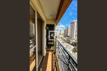 Varanda de apartamento para alugar com 3 quartos, 67m² em Aclimação, São Paulo