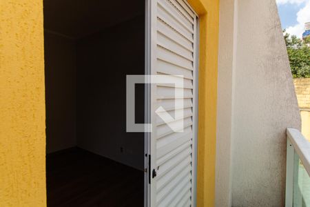 Casa de condomínio à venda com 65m², 2 quartos e 2 vagasVaranda