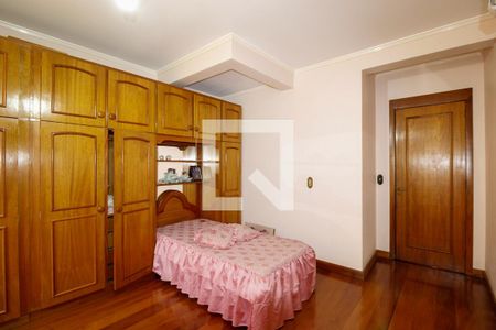 Casa à venda com 372m², 4 quartos e 2 vagasQuarto 3