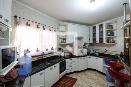 Casa à venda com 372m², 4 quartos e 2 vagasCozinha