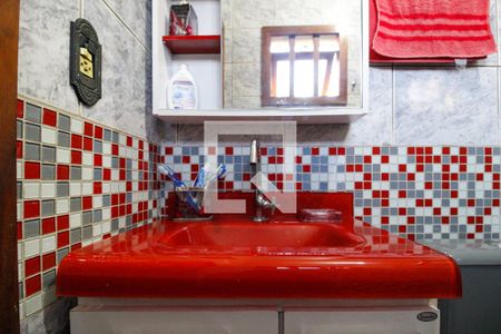 Casa à venda com 372m², 4 quartos e 2 vagasBanheiro 2