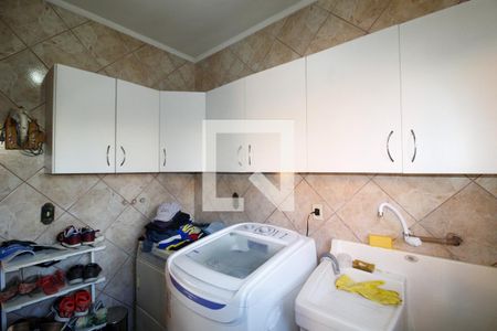 Casa à venda com 372m², 4 quartos e 2 vagasÁrea de Serviço