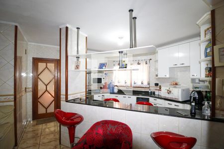 Casa à venda com 372m², 4 quartos e 2 vagasCozinha