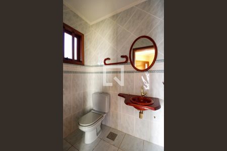 Casa à venda com 372m², 4 quartos e 2 vagasLavabo