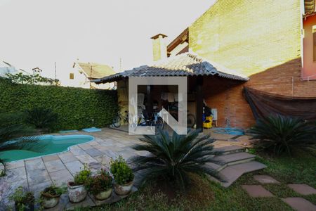 Casa à venda com 372m², 4 quartos e 2 vagasQuintal