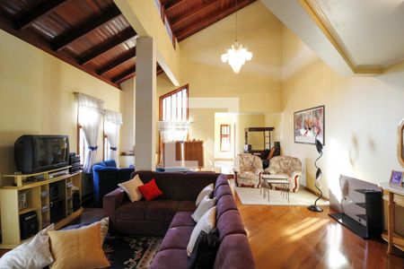 Sala 1 de casa à venda com 4 quartos, 372m² em São José, Canoas