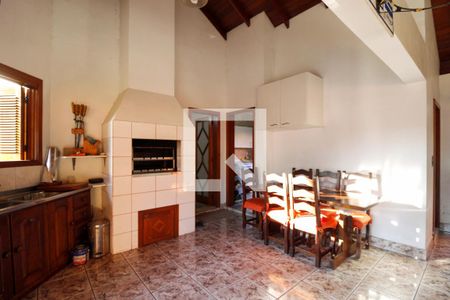 Casa à venda com 372m², 4 quartos e 2 vagasGaragem