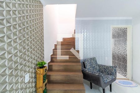 Escada de casa à venda com 2 quartos, 110m² em Nova Petrópolis, São Bernardo do Campo