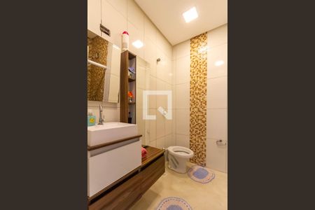 Banheiro de casa para alugar com 2 quartos, 110m² em Nova Petrópolis, São Bernardo do Campo