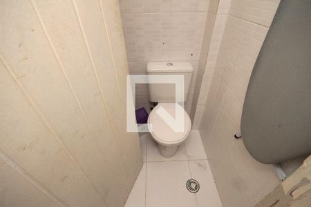 Apartamento à venda com 100m², 2 quartos e sem vagaBanheiro de Serviço