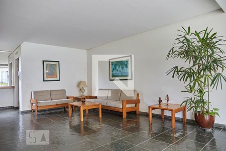 Apartamento para alugar com 105m², 3 quartos e 2 vagasHall social