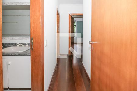 Corredor de apartamento para alugar com 3 quartos, 105m² em Perdizes, São Paulo