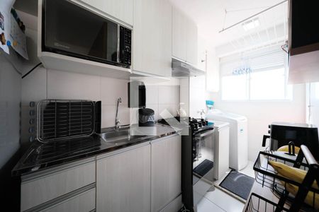 Sala/Cozinha de apartamento à venda com 2 quartos, 40m² em Vila Penteado, São Paulo