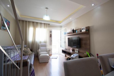 Sala de casa de condomínio para alugar com 2 quartos, 56m² em Metalúrgicos, Osasco