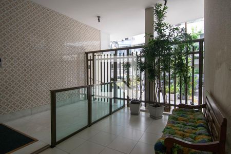 Apartamento à venda com 93m², 3 quartos e sem vaga Apartamento à venda com 93m², 3 quartos e sem vagaPortaria