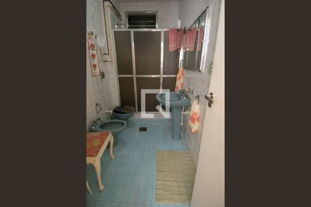 Apartamento à venda com 93m², 3 quartos e sem vaga Apartamento à venda com 93m², 3 quartos e sem vagaBanheiro