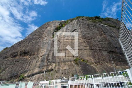 Apartamento à venda com 93m², 3 quartos e sem vaga Apartamento à venda com 93m², 3 quartos e sem vagaVista