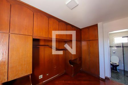 Apartamento para alugar com 90m², 4 quartos e 1 vagaSuite 
