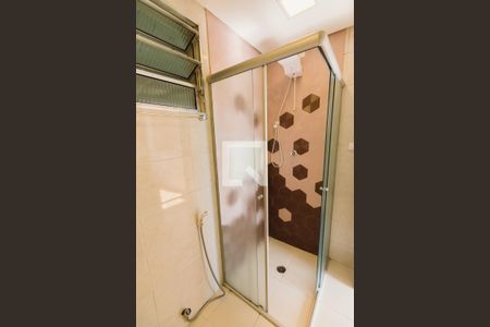 Apartamento para alugar com 70m², 2 quartos e 1 vaga Apartamento para alugar com 70m², 2 quartos e 1 vagaBanheiro da Suíte