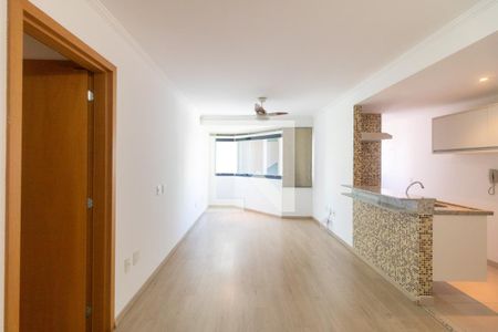 Sala de apartamento para alugar com 1 quarto, 50m² em Jardim, Santo André