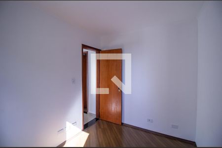 Quarto 1 de apartamento para alugar com 2 quartos, 52m² em Cidade Satélite Santa Bárbara, São Paulo