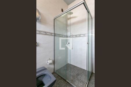 Casa à venda com 258m², 4 quartos e 4 vagas Casa à venda com 258m², 4 quartos e 4 vagasBanheiro da Suíte 2