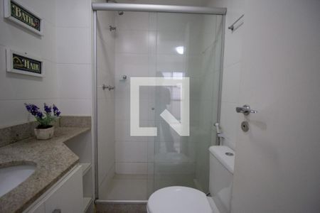 Banheiro da Suíte de apartamento à venda com 3 quartos, 128m² em Vargem Pequena, Rio de Janeiro