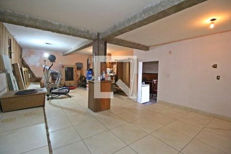 Casa à venda com 700m², 4 quartos e 3 vagasSala 2