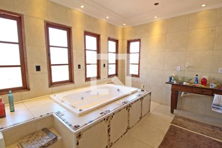 Casa à venda com 700m², 4 quartos e 3 vagasBanheiro do Quarto 3 (suíte)