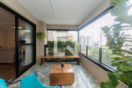 Apartamento à venda com 145m², 3 quartos e 3 vagasVaranda Gourmet