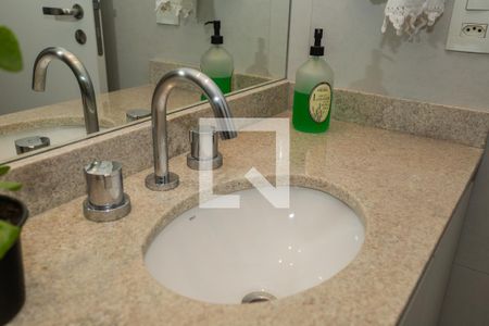 Apartamento à venda com 145m², 3 quartos e 3 vagasBanheiro da Suíte 1