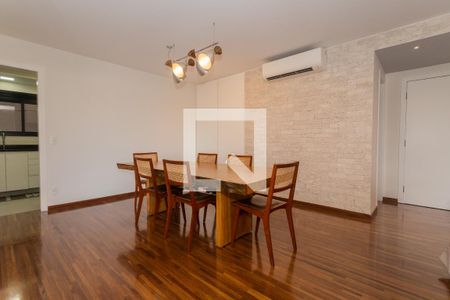 Apartamento à venda com 145m², 3 quartos e 3 vagasSala