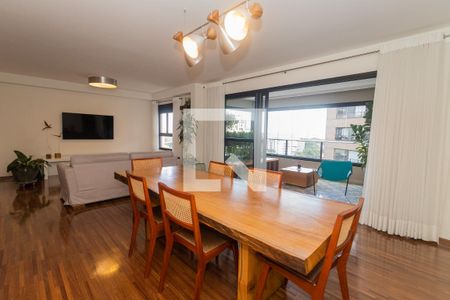 Sala de apartamento à venda com 3 quartos, 145m² em Alto da Lapa, São Paulo