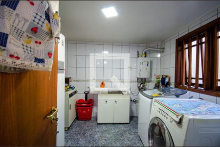 Casa à venda com 389m², 3 quartos e 3 vagasÁrea de Serviço